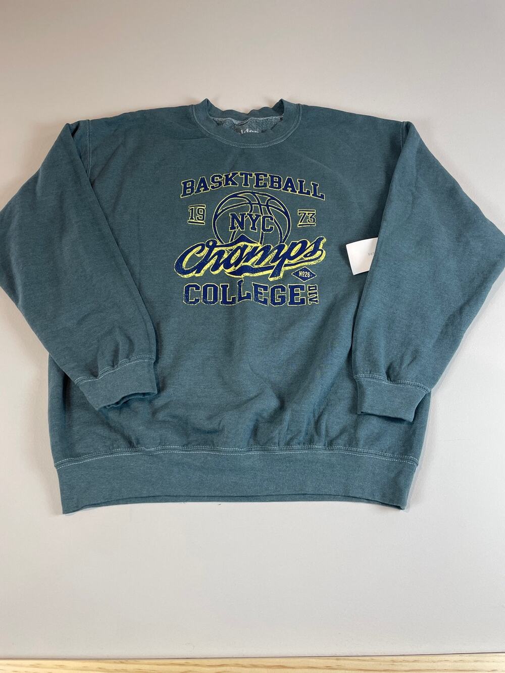Urban Outfitters Golden Hours Sweatshirt Size M to L Sage Green NWT